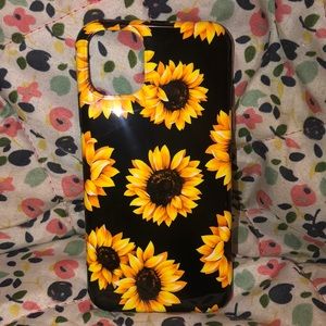 black sunflower iphone 11 phone case